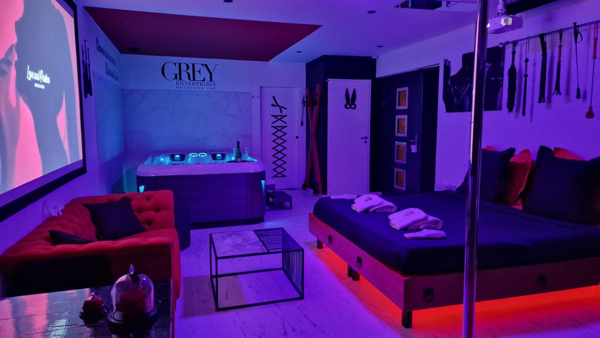 Loveroom Very Good Trip Chambre Avec Jacuzzi Privatif Staple Exteriör bild
